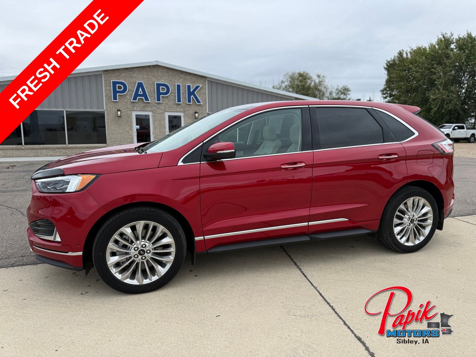 Rapid Red Metallic Tinted Clearcoat 2024 Ford Edge SUV / Crossover All-Wheel Drive 8-Speed Automatic