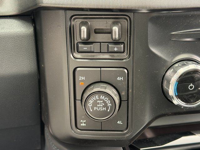 New 2026 Avalanche Ford Platinum image 30