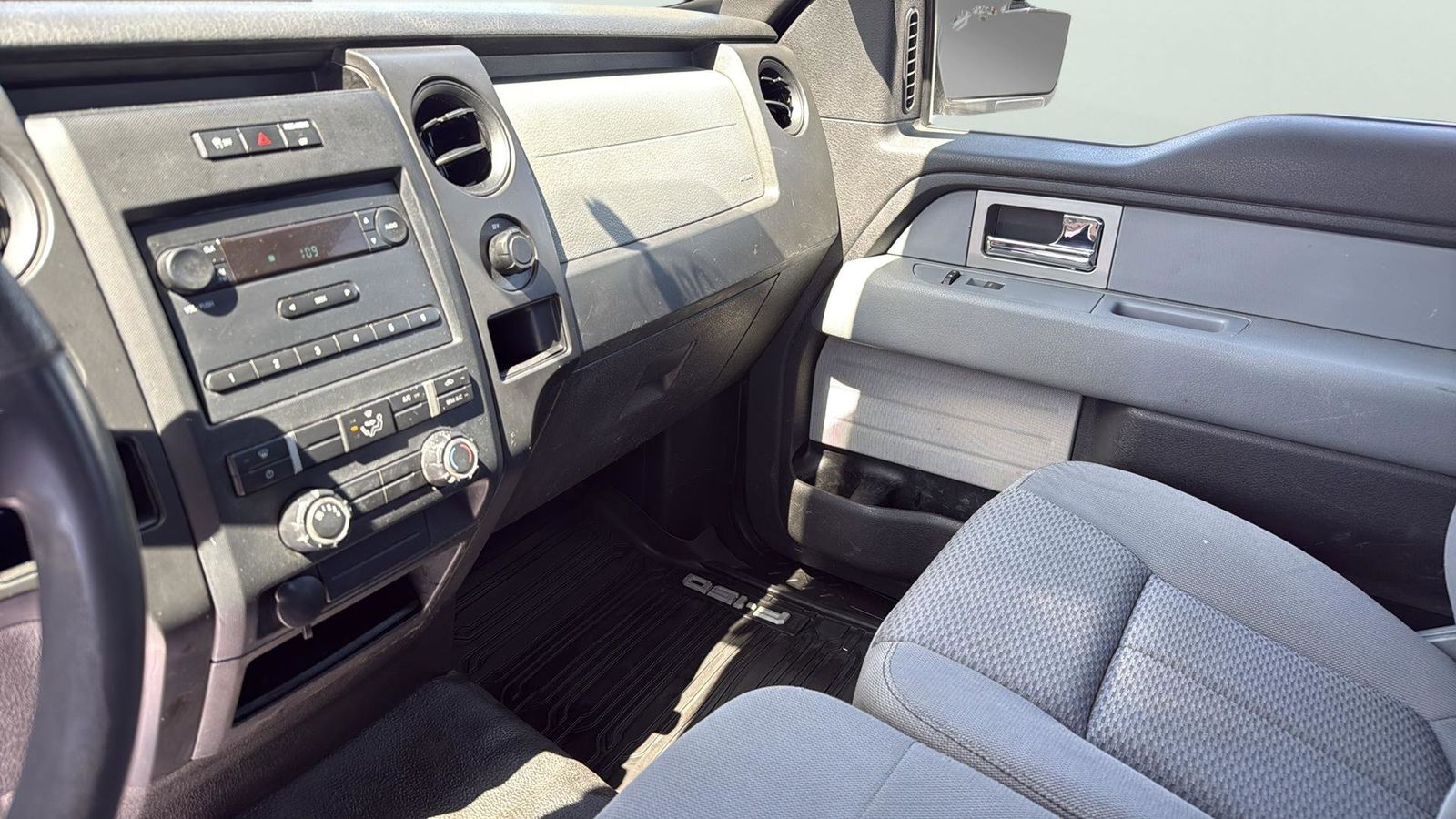 Used Car 2014 Ford F-150  Xl For Sale Under $12,000 In Austin, Texas