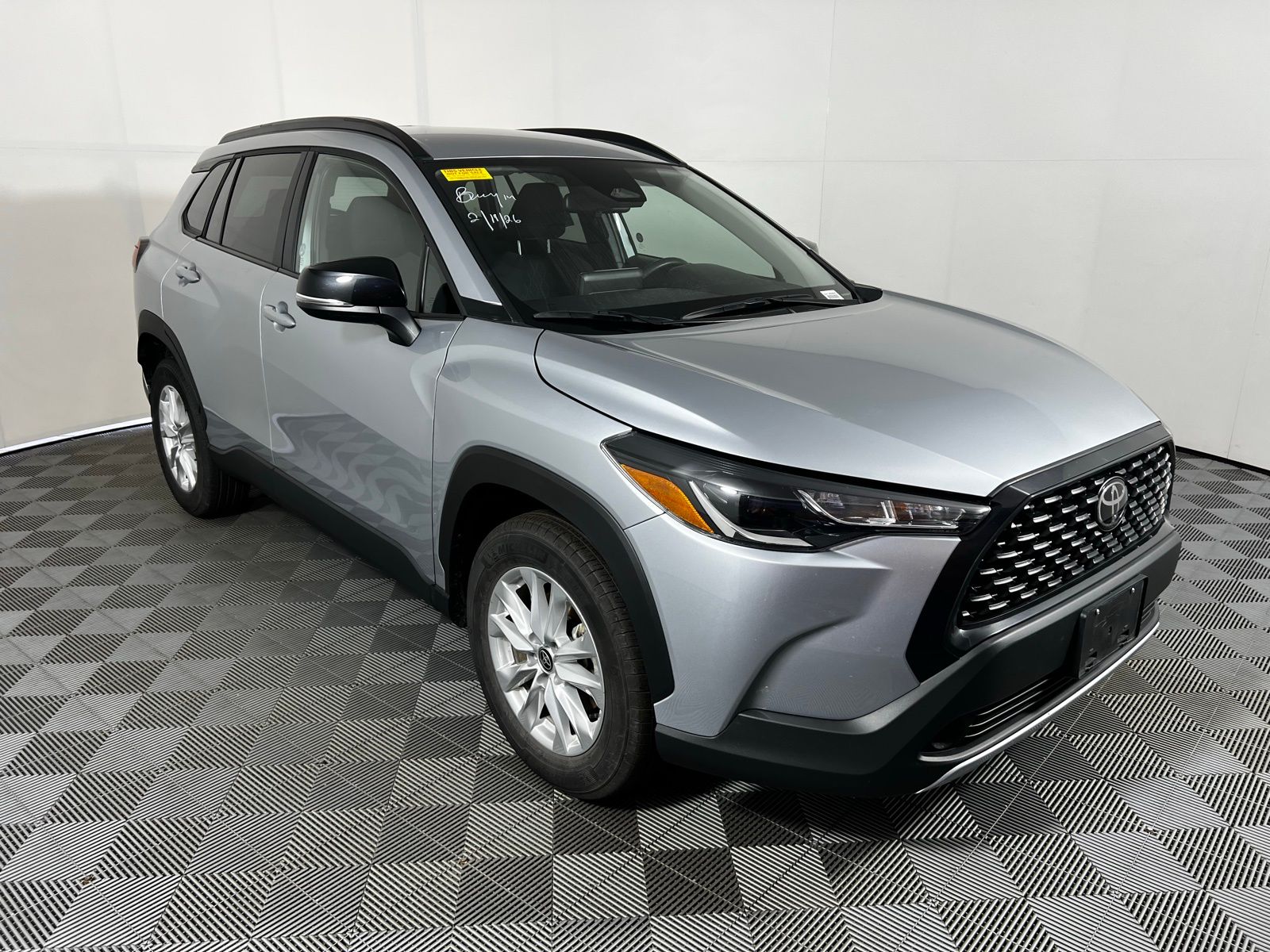 Thumbnail: 2025 Toyota Corolla Cross - 2