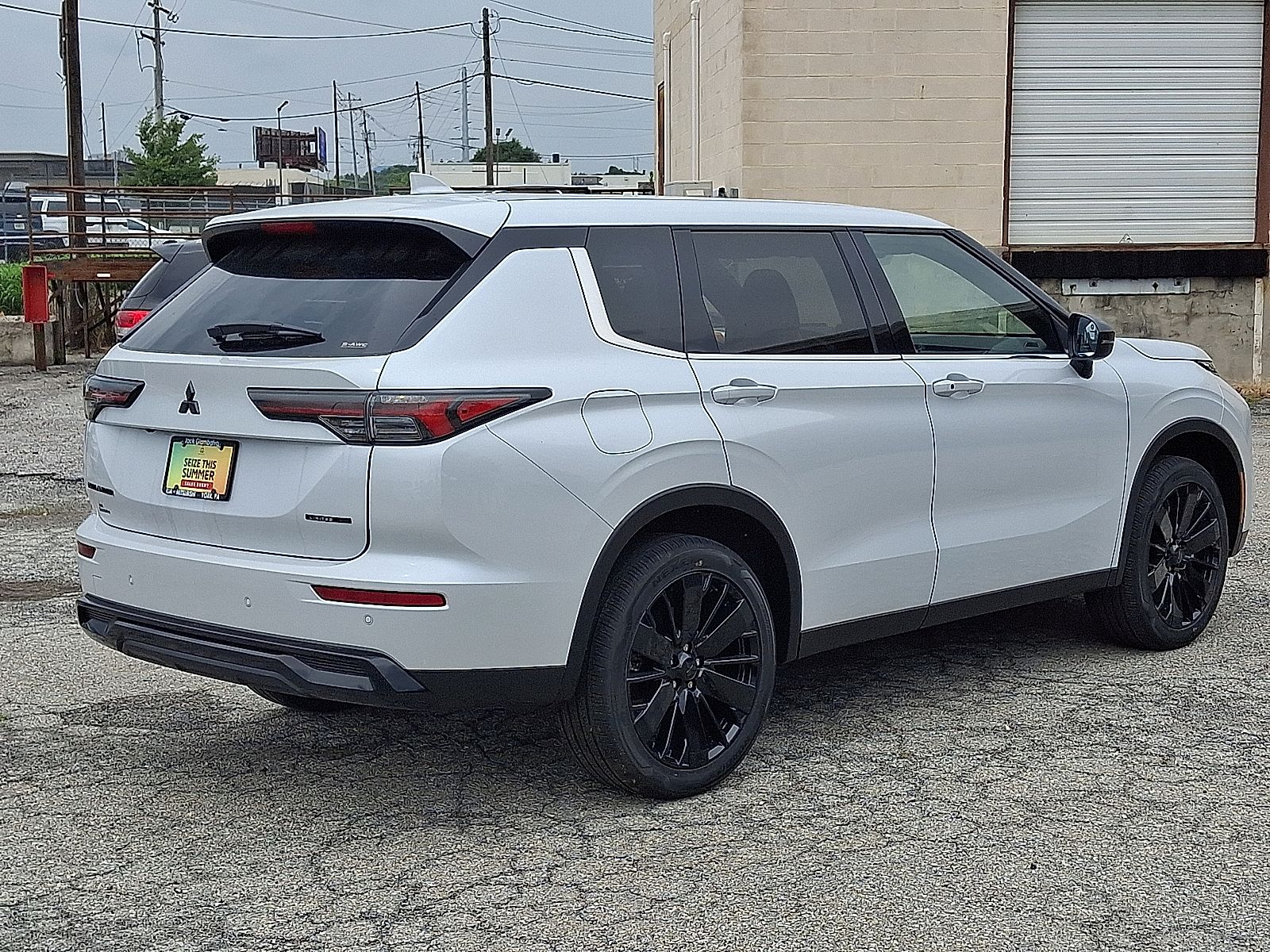 New 2026 Mitsubishi Outlander SUV