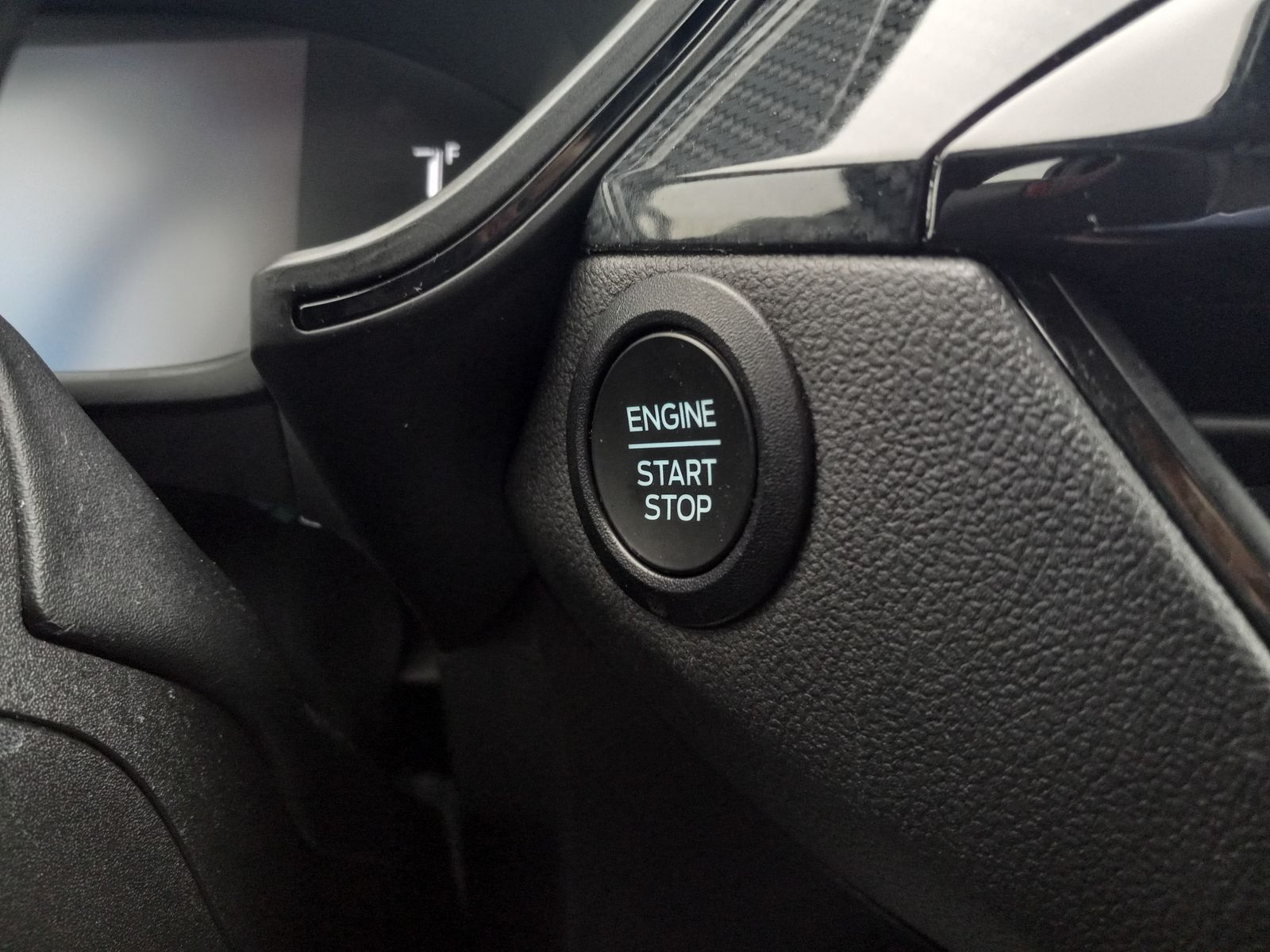 2024 Ford Escape image 25