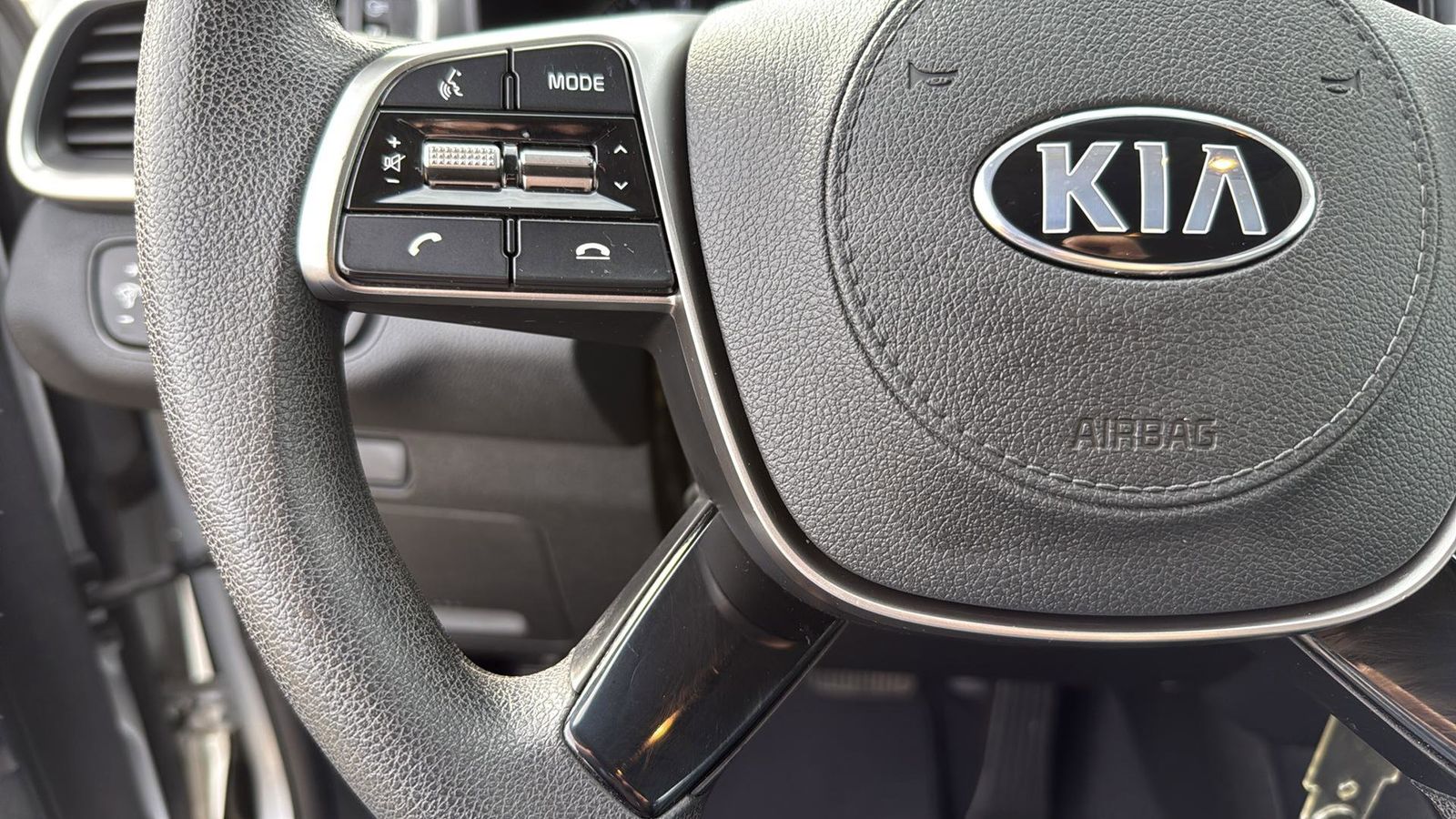 Used Car 2019 Kia Sorento  Lx For Sale Under $15,000 In Austin, Texas