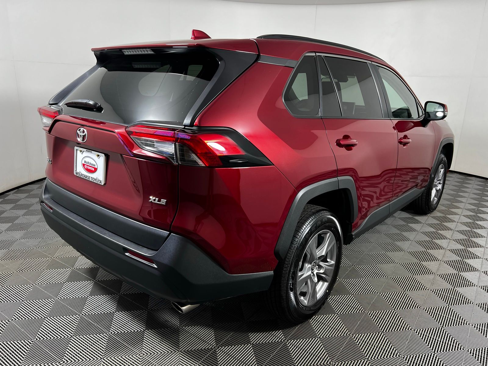 2023 Toyota RAV4 XLE 5