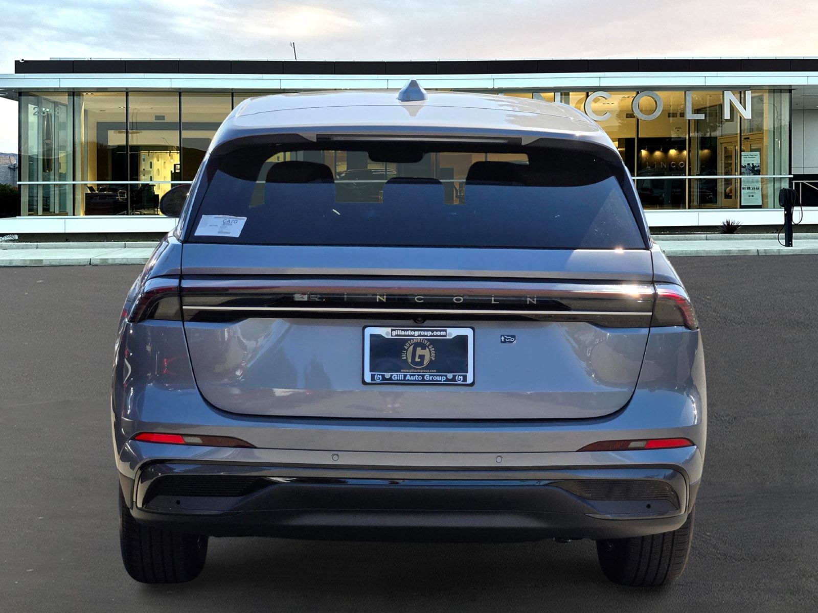 New 2025 Gray Lincoln Premiere image 5