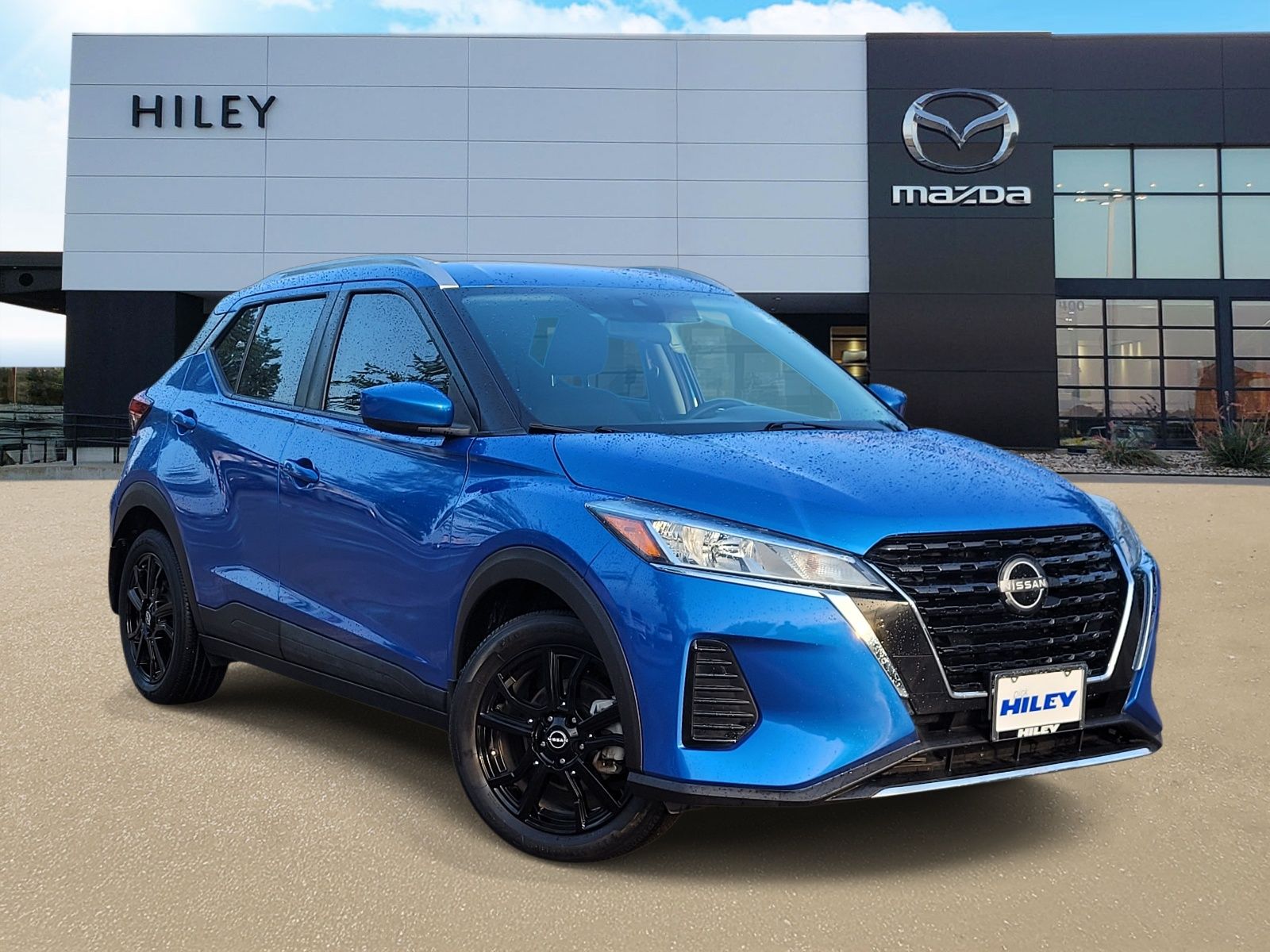 2022 Nissan Kicks SV