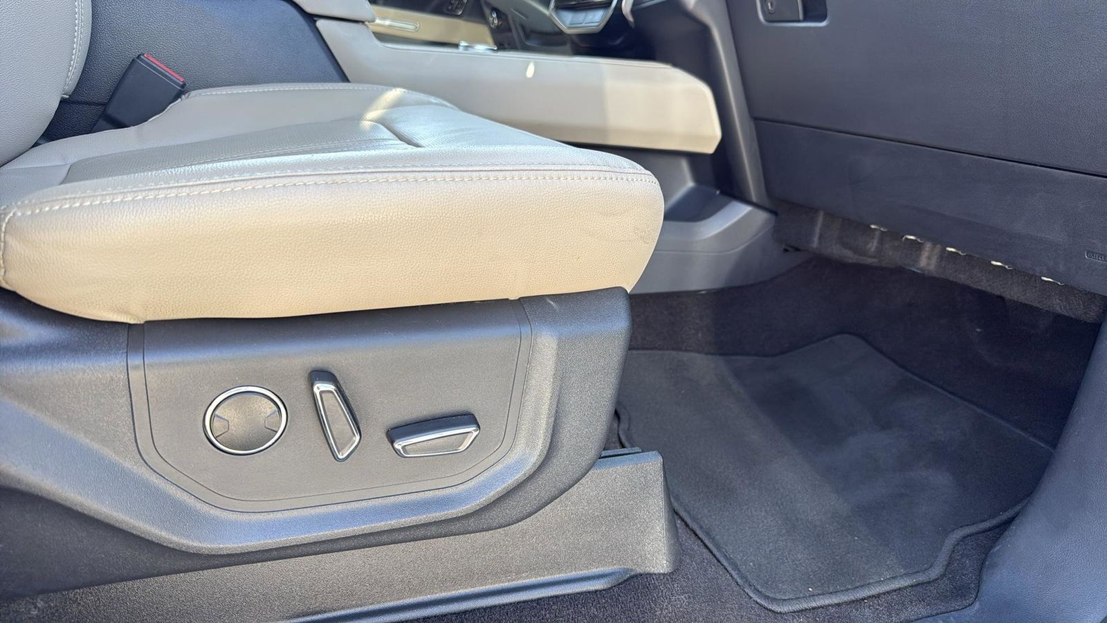 Used Car 2023 Ford Expedition  Limited For Sale Under $60,000 In Austin, Texas