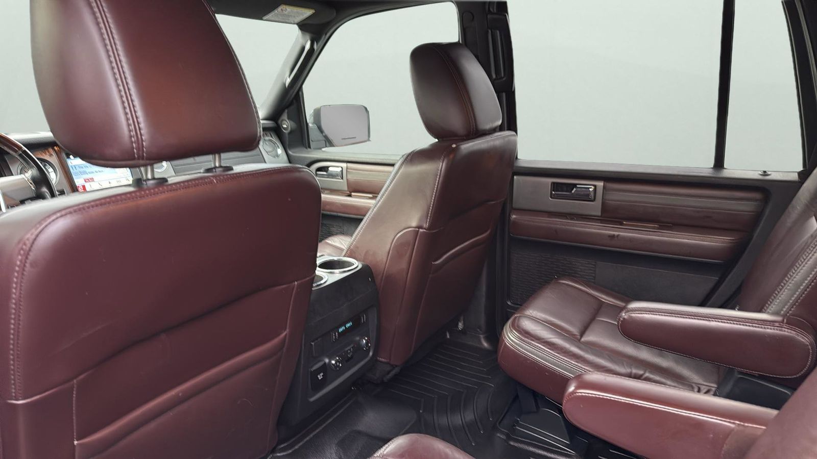 Used Car 2016 Ford Expedition  Platinum For Sale Under $20,000 In Austin, Texas