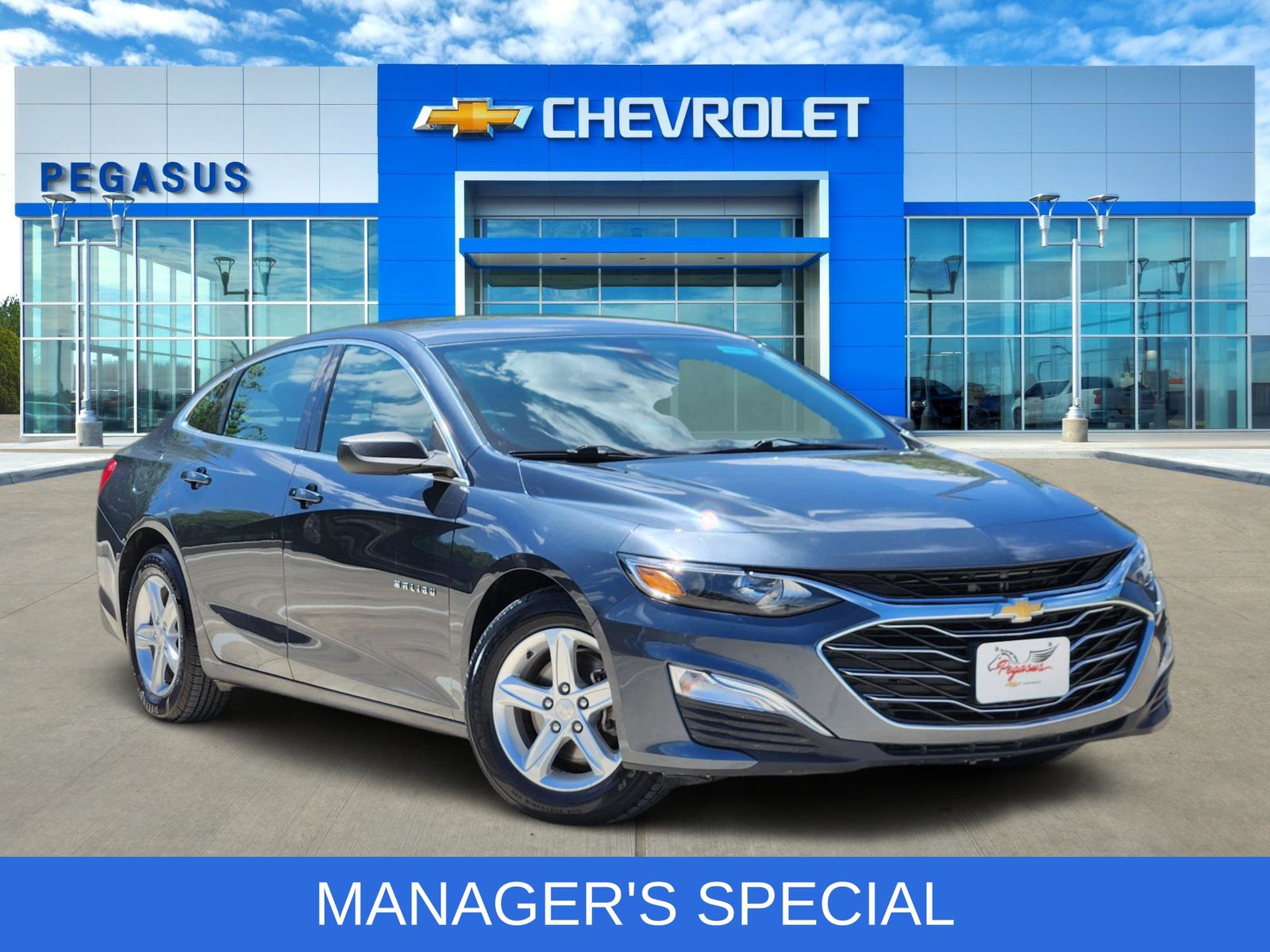 Shadow Gray Metallic 2019 Chevrolet Malibu Sedan Front-Wheel Drive Continuously Variable Transmission