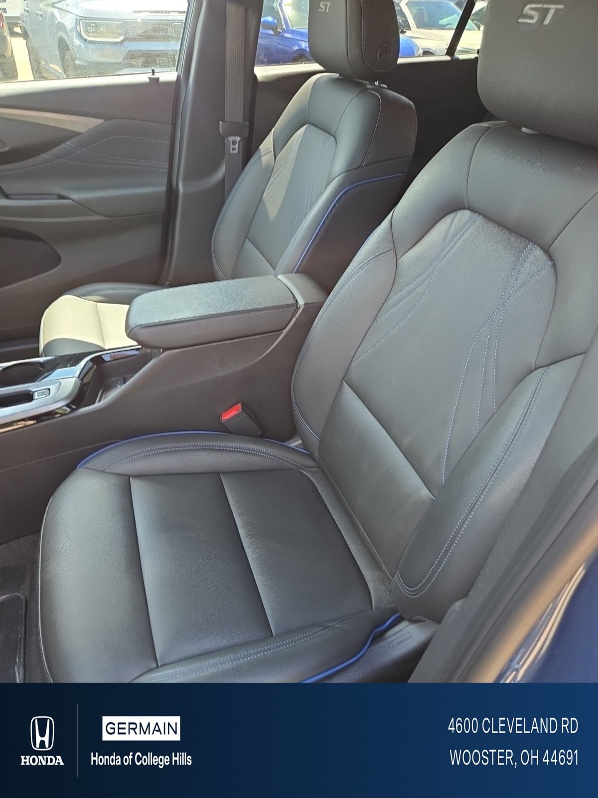 Used 2025 Blue Buick Sport Touring image 10
