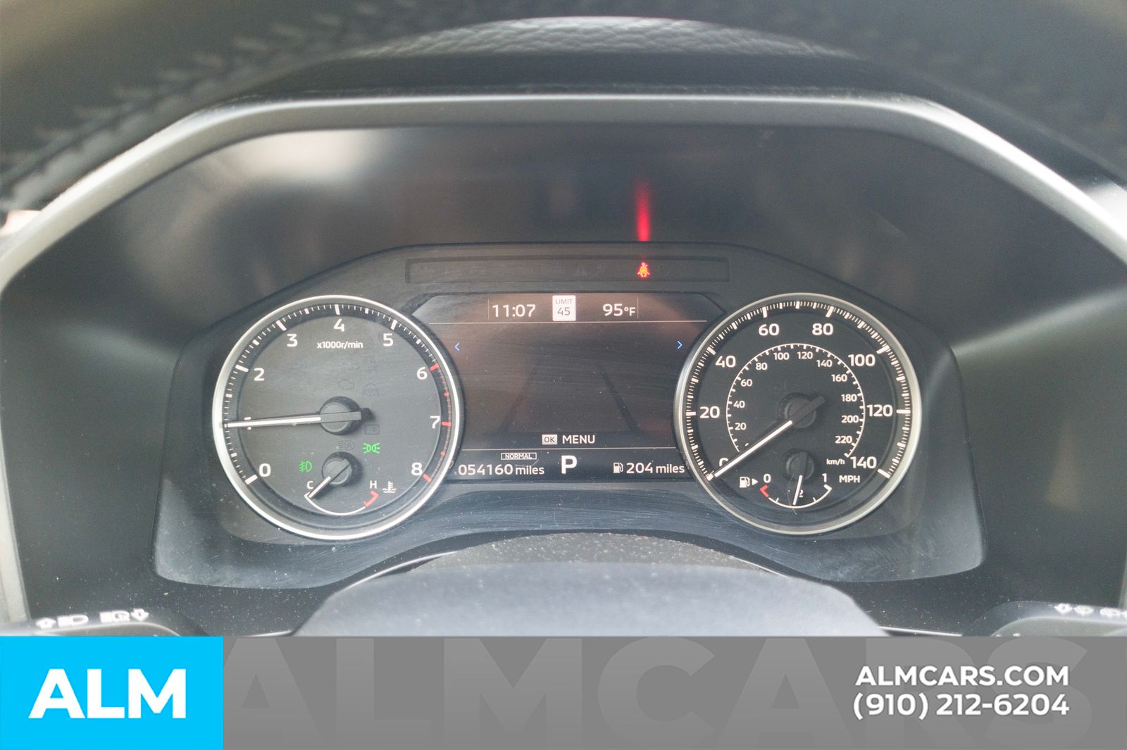 Used 2024 Alloy Silver Metallic Mitsubishi SE image 12