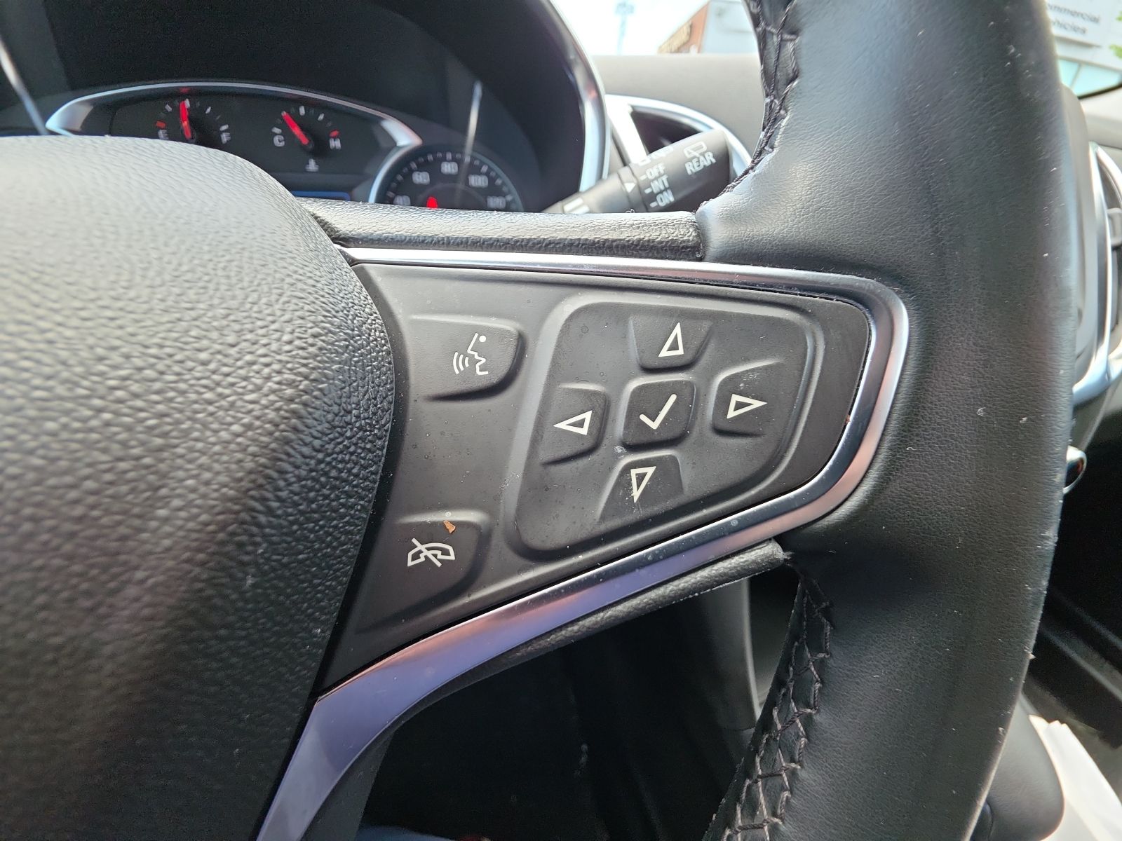 Used 2024 White Chevrolet LT image 36