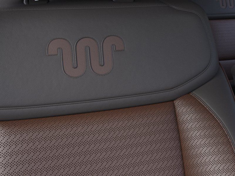 New 2026 Agate Black Metallic Ford King Ranch image 16