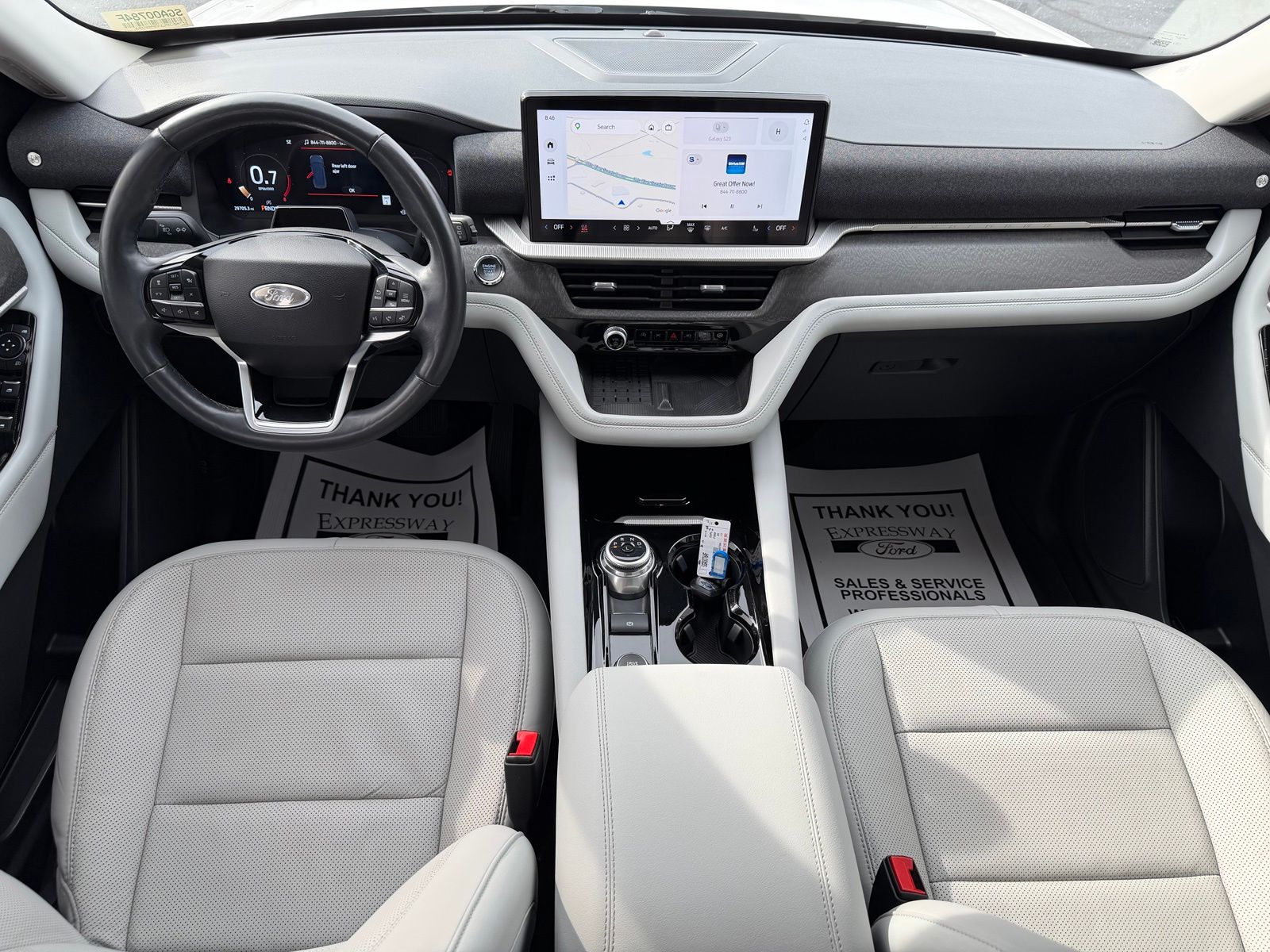 2025 Ford Explorer image 17