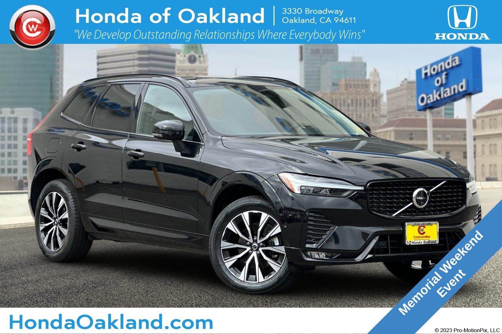 Onyx Black Metallic 2025 Volvo XC60 B5 Plus Dark Theme AWD SUV / Crossover All-Wheel Drive Automatic