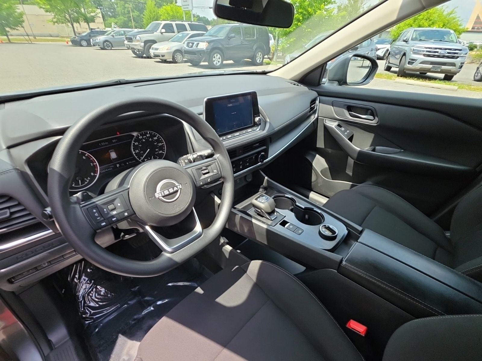 Used 2024 Gray Nissan S image 30