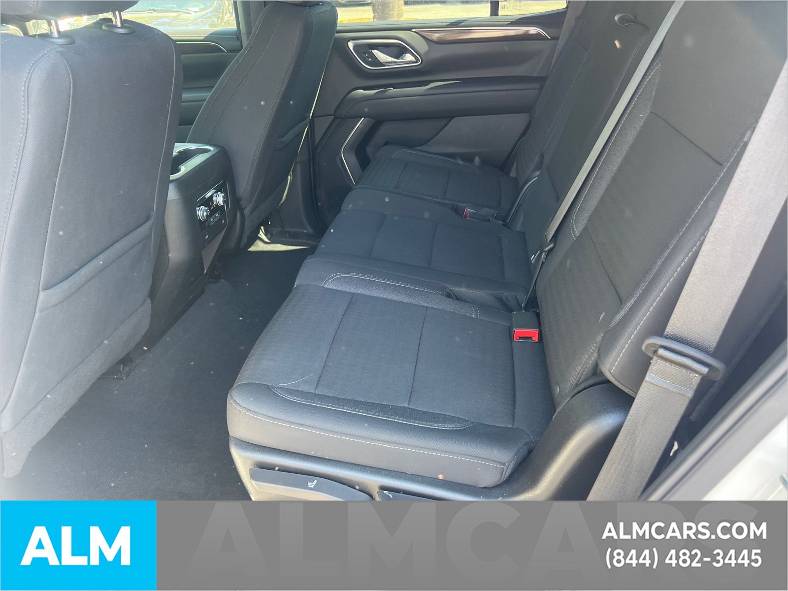 Used 2024 White GMC SLE image 24