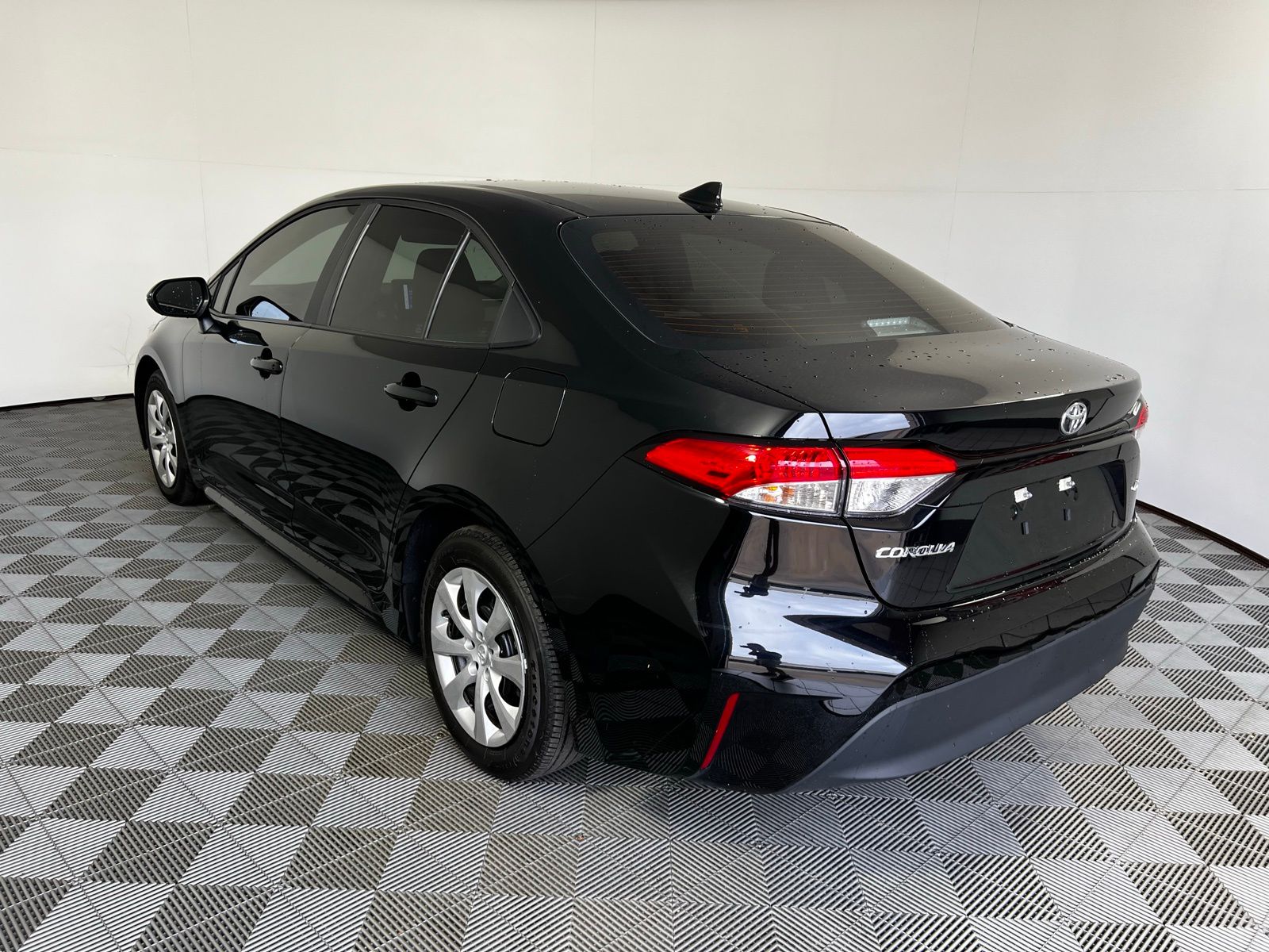 Thumbnail: 2025 Toyota Corolla - 7