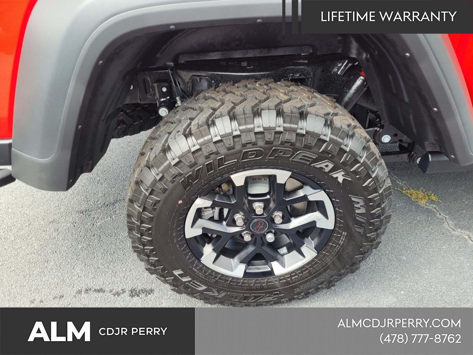New 2025 Firecracker Red Clear-Coat Exterior Paint Jeep Rubicon image 13