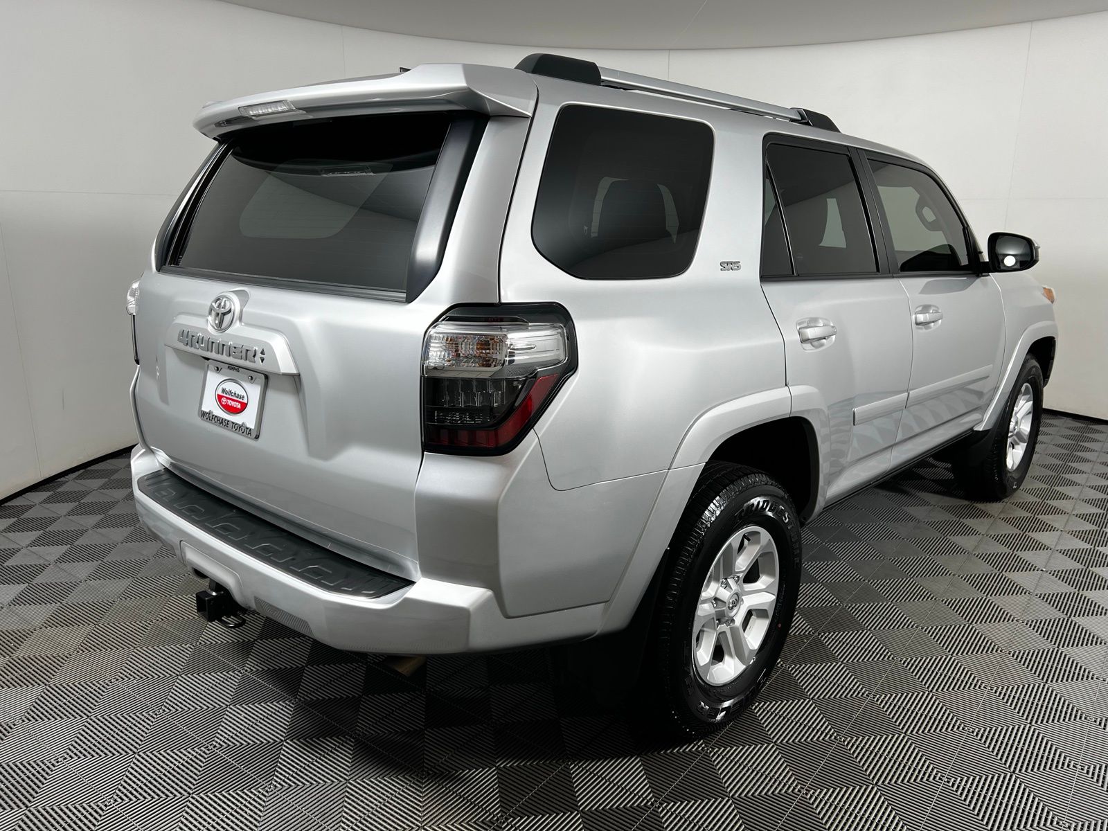 2023 Toyota 4Runner SR5 5