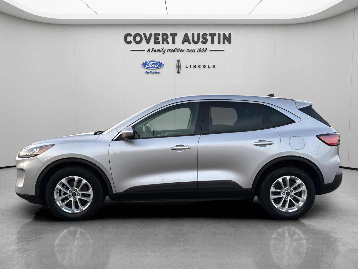 Used Car 2020 Ford Escape  Se For Sale Under $20,000 In Austin, Texas