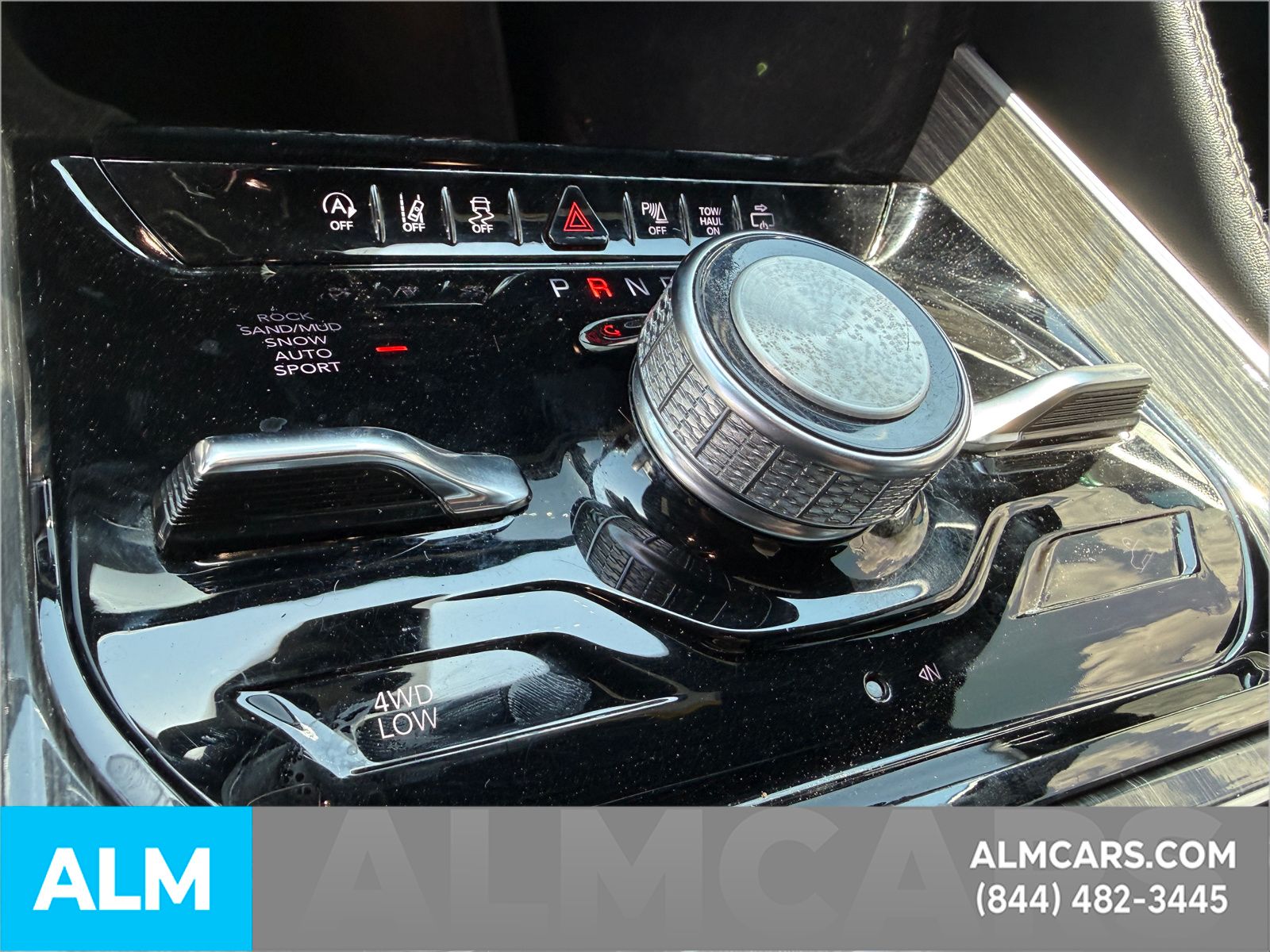 Used 2022 White Jeep Series III image 26