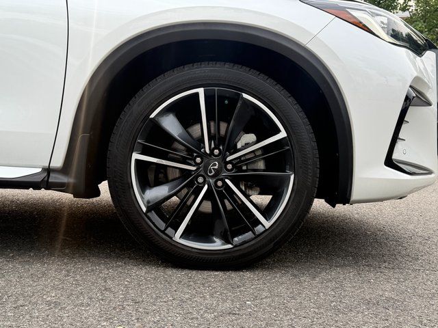 Used 2023 Radiant White INFINITI SPORT image 36