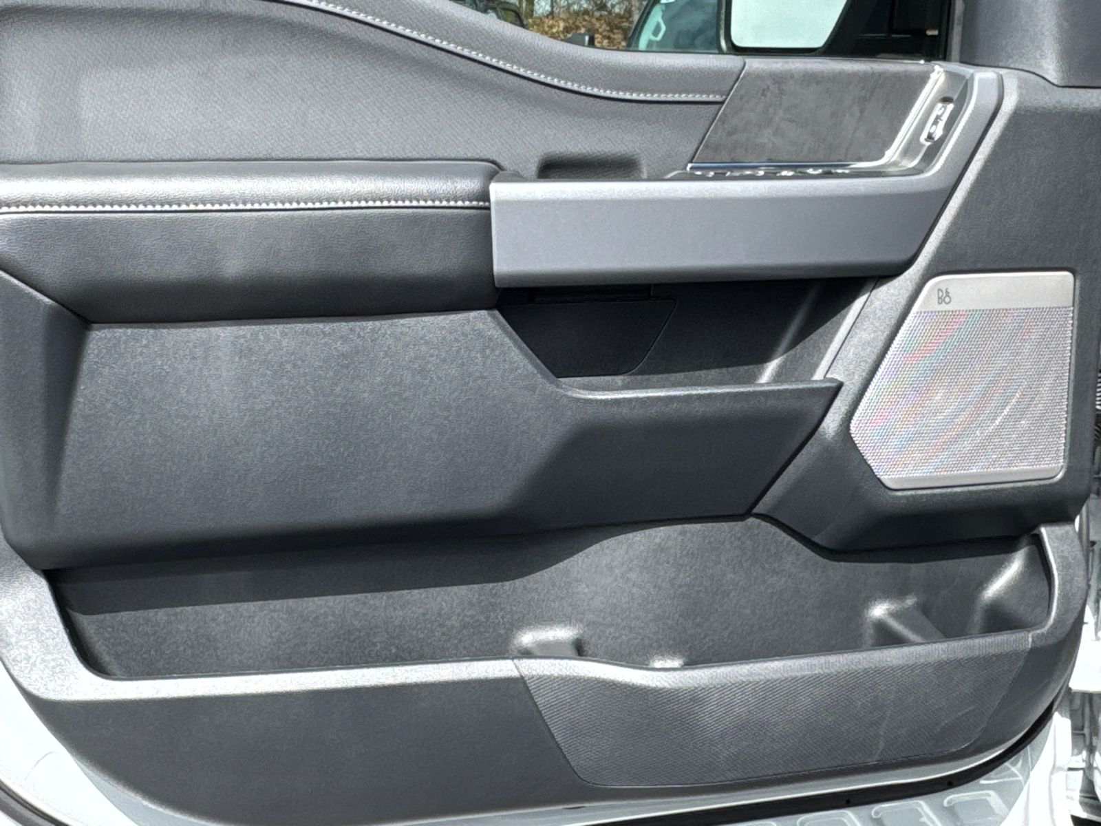 New 2026 Avalanche Ford XLT image 12