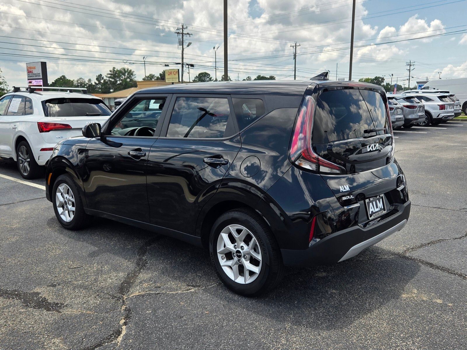 Used 2025 Black Kia LX image 9