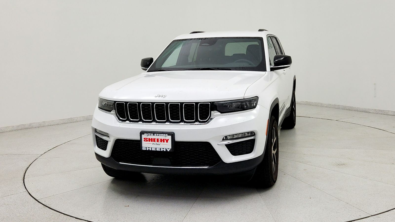 Used 2025 White Jeep Limited image 2