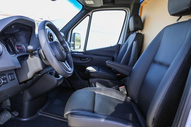 2024 Mercedes-Benz Sprinter Cab Chassis Base - Photo 16