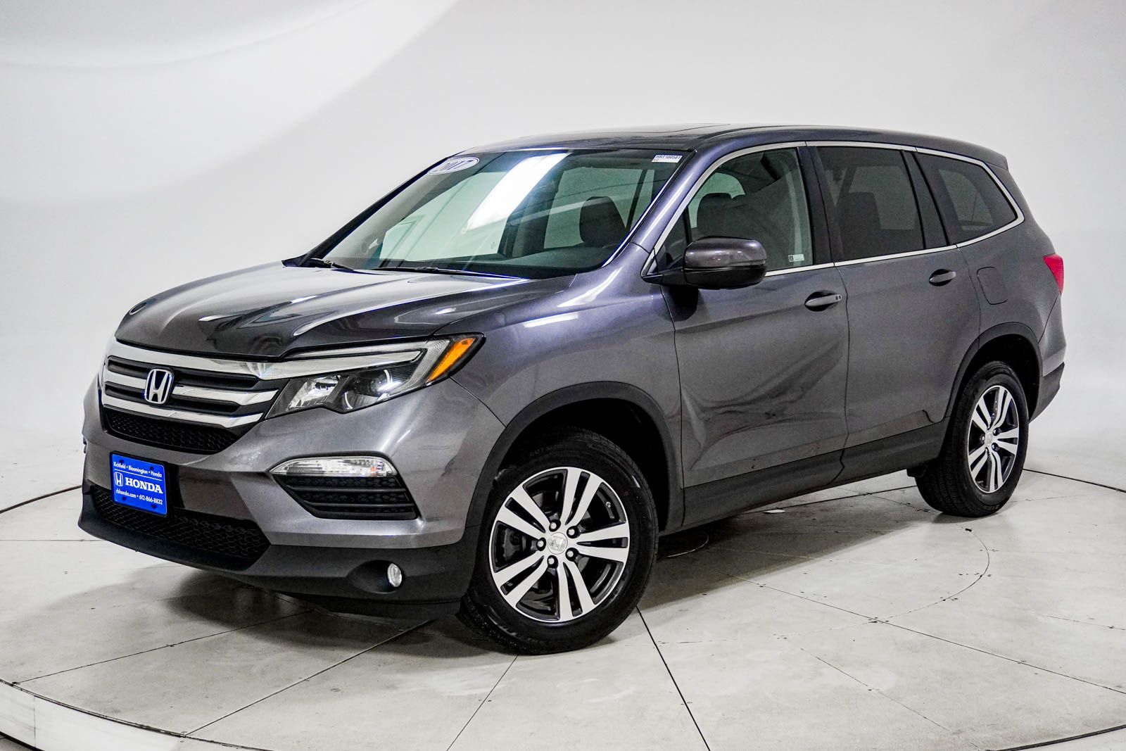 Gray (Modern Steel Metallic) 2017 Honda Pilot SUV / Crossover All-Wheel Drive 6-Speed Automatic