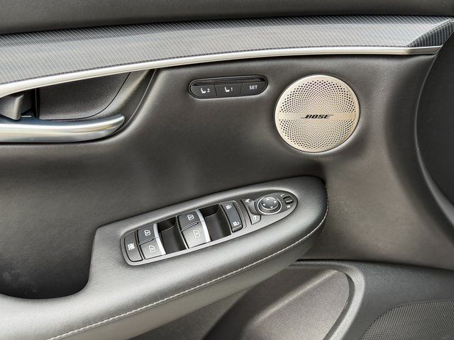 Used 2023 Radiant White INFINITI SPORT image 33