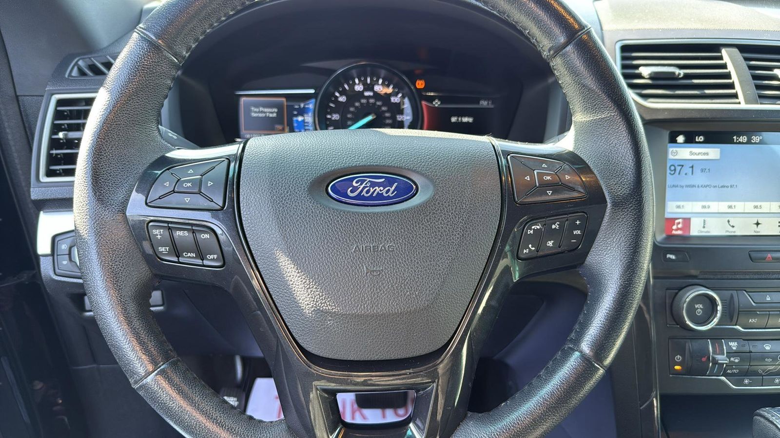 Used Car 2017 Ford Explorer  Xlt For Sale Under $20,000 In Austin, Texas