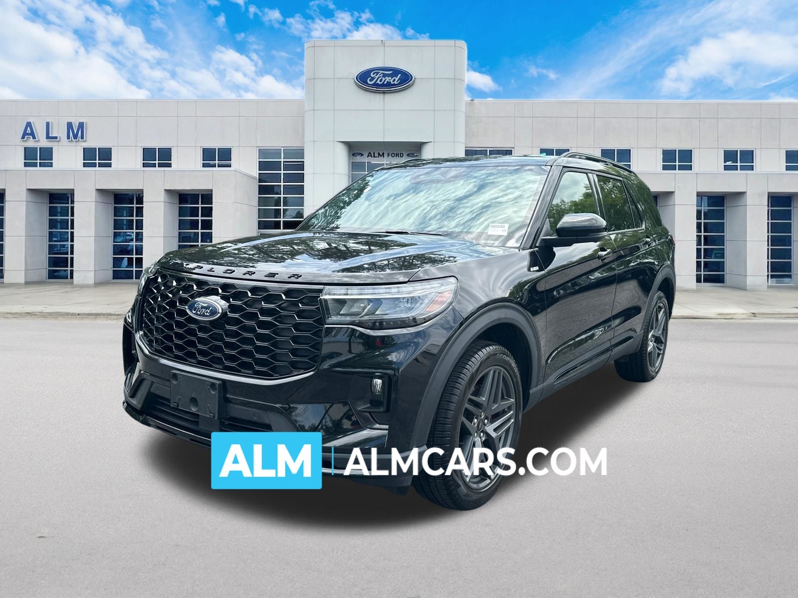 2026 Ford Explorer Platinum 4WD's photo