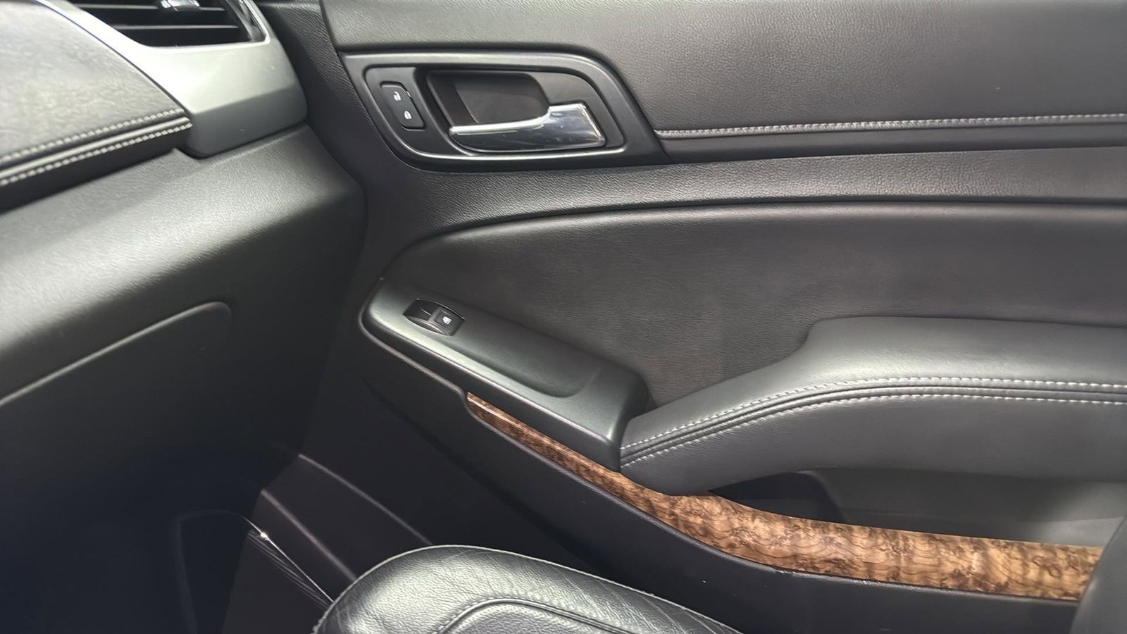 Used Car 2019 Chevrolet Tahoe  Premier For Sale Under $35,000 In Austin, Texas