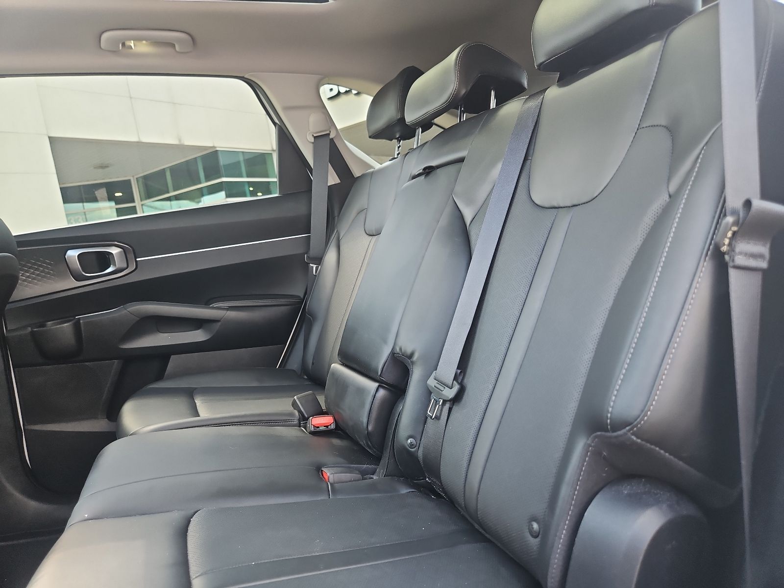 2021 Kia Sorento S White at North Houston Mitsubishi
