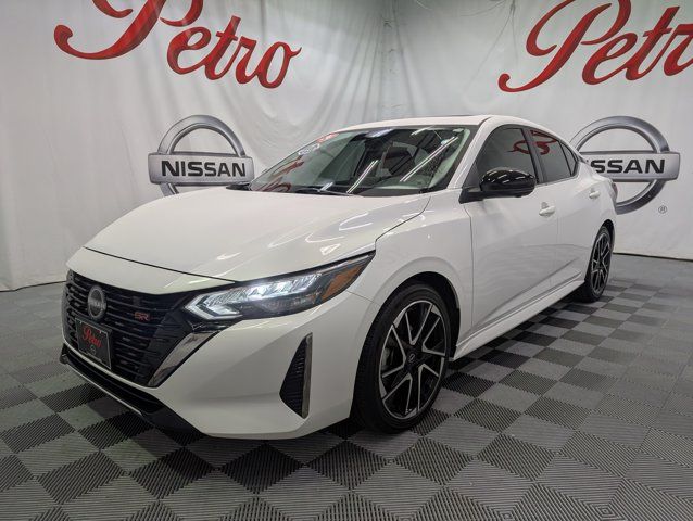 Aspen White Tricoat 2024 Nissan Sentra Sedan Front-Wheel Drive Continuously Variable Transmission