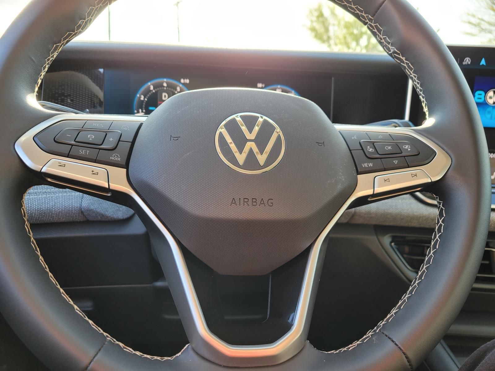 used 2025 Volkswagen Tiguan car, priced at $25,900