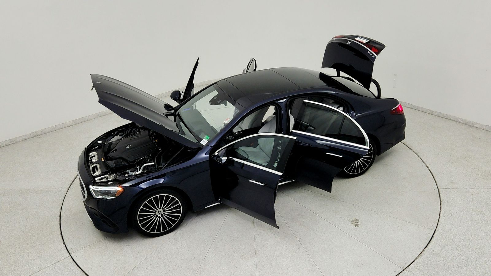 Used 2025 Blue Mercedes-Benz E 450 image 22