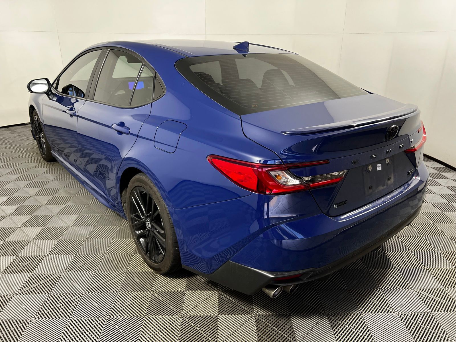 Thumbnail: 2025 Toyota Camry - 7