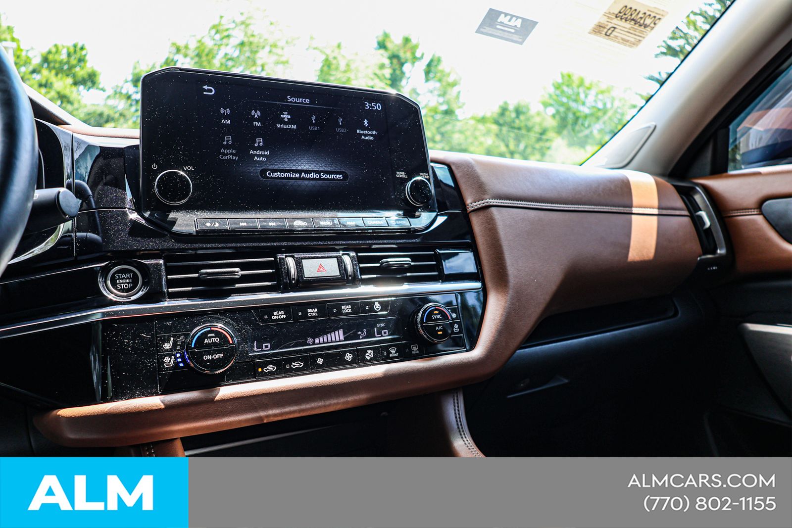 Used 2023 Beige Nissan Platinum image 32