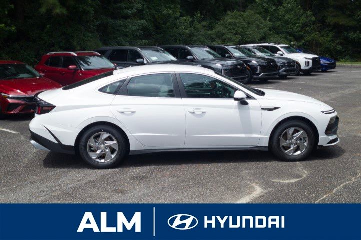 2026 Hyundai Sonata SE photo 4