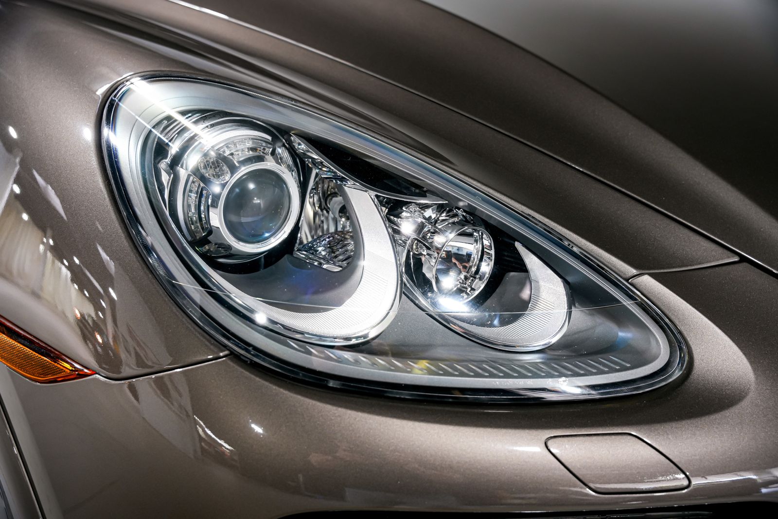 2013 Porsche Cayenne Turbo — photo 48