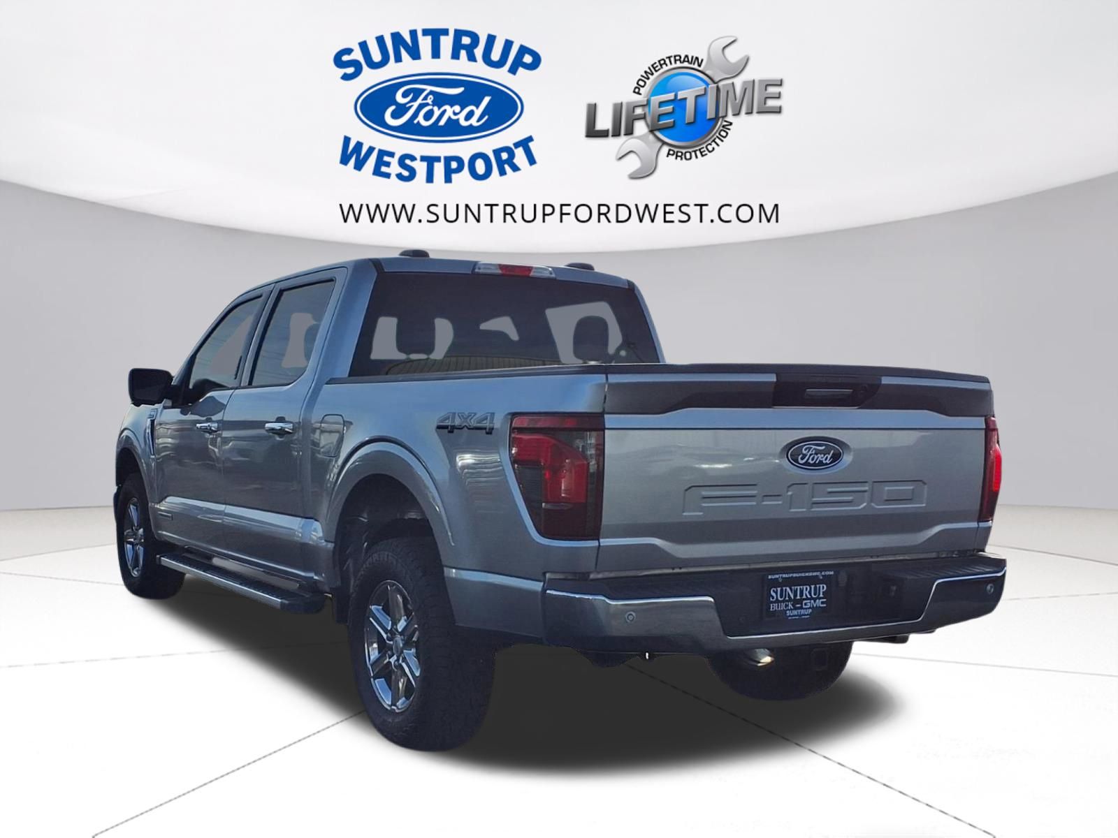 View vehicle photo 3