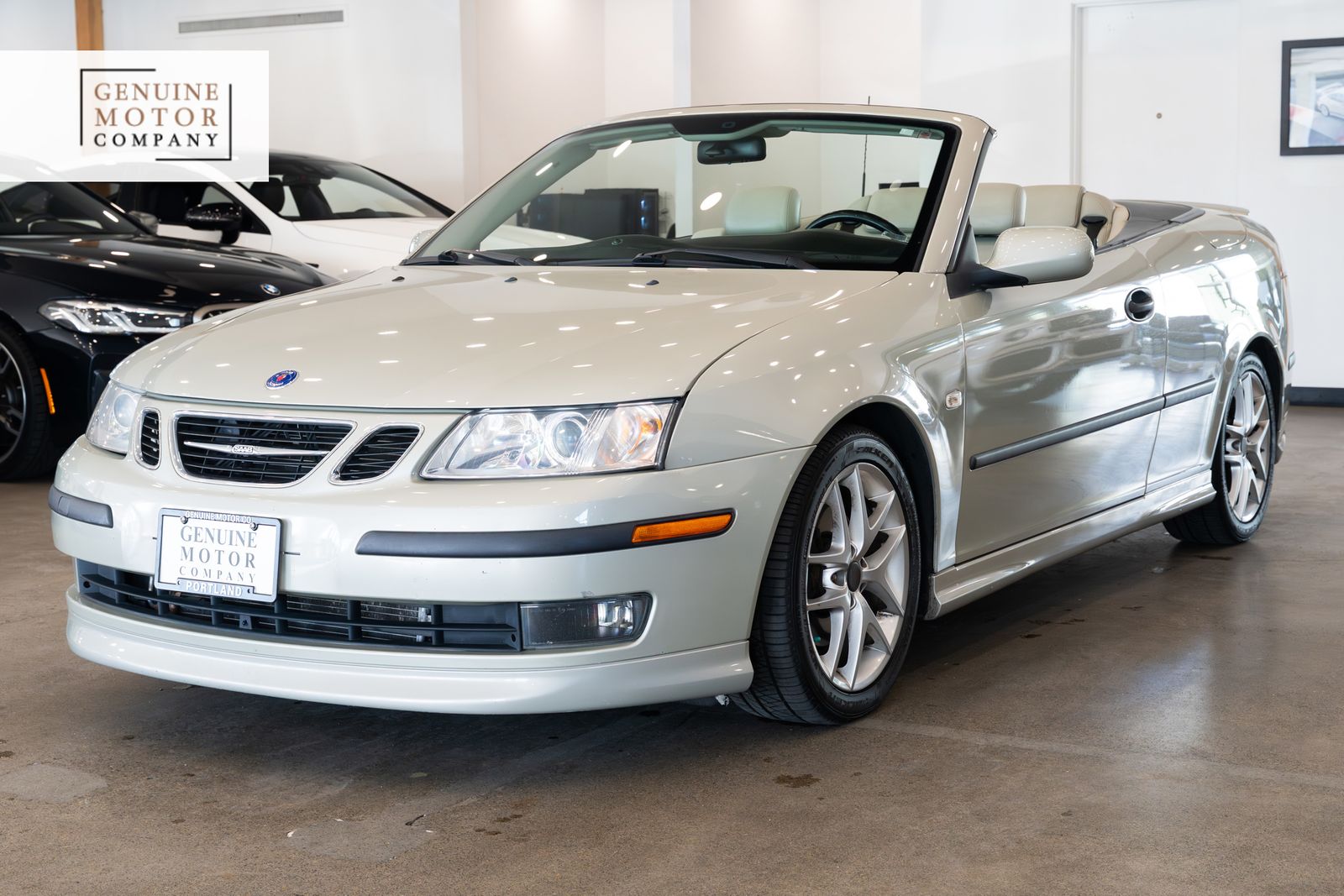White (Parchment Silver Metallic) 2005 Saab 9-3 Aero Convertible Convertible Front-Wheel Drive 6-Speed Automatic