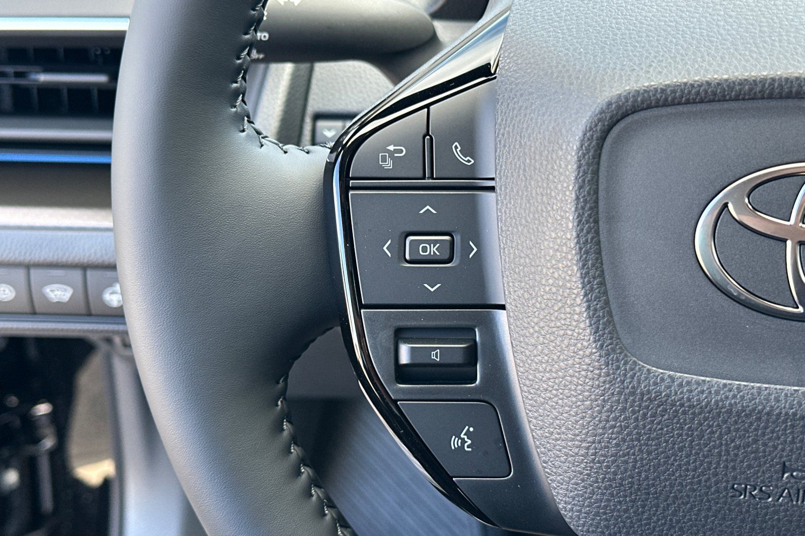 New 2027 Toyota Prius Plug-in Hybrid Sedan