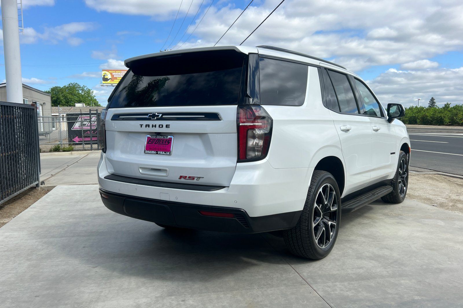 View vehicle photo 4