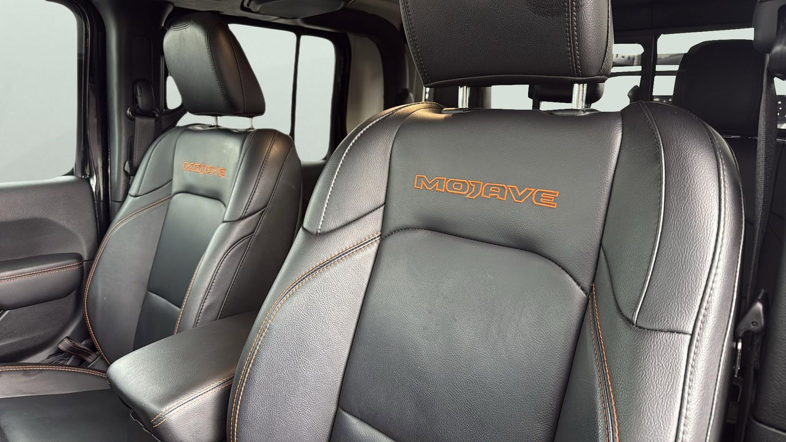 Used Car 2021 Jeep Gladiator  Mojave For Sale Under $40,000 In Austin, Texas