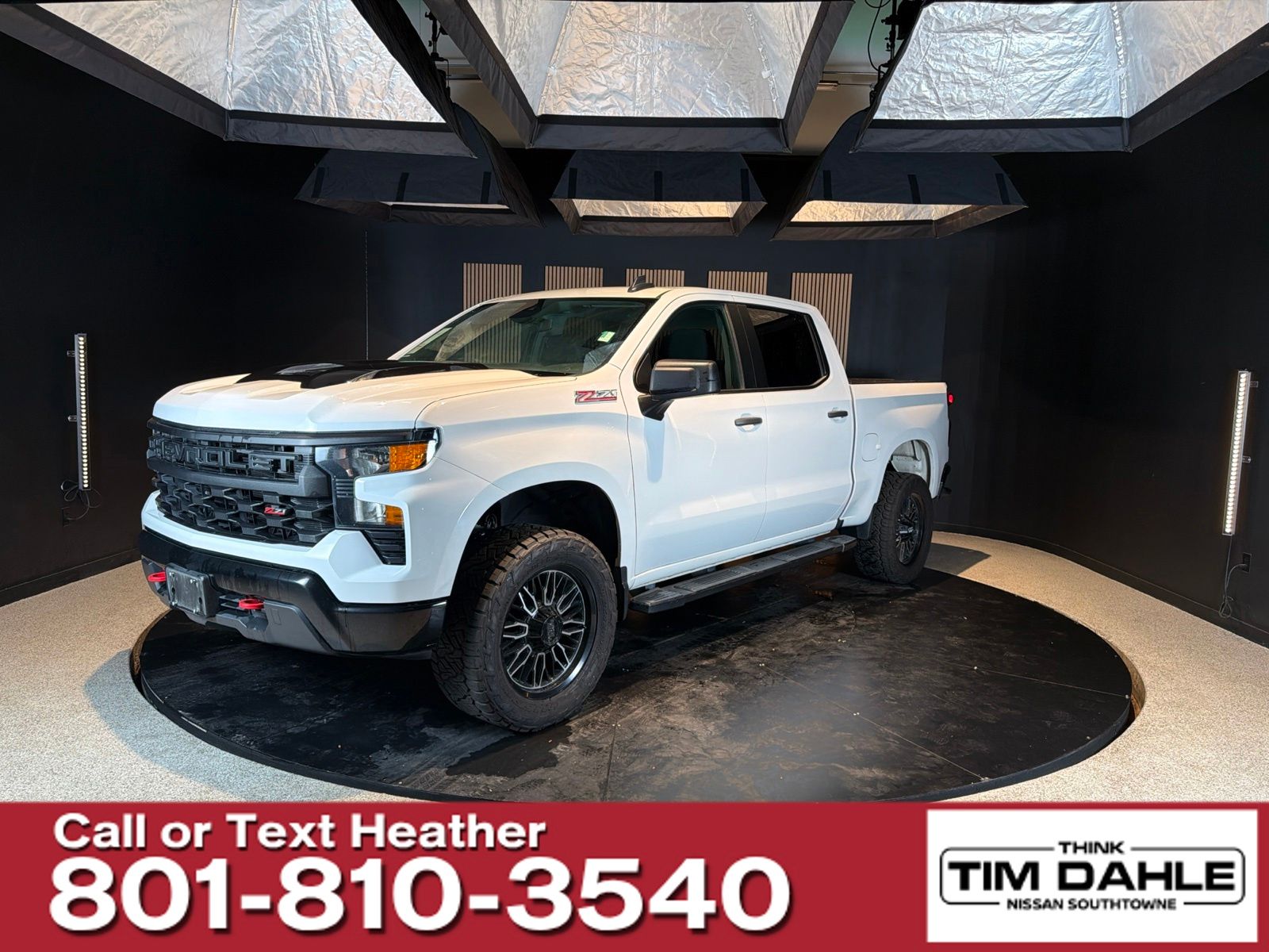 Summit White 2022 Chevrolet Silverado 1500 Pickup Truck Four-Wheel Drive Automatic
